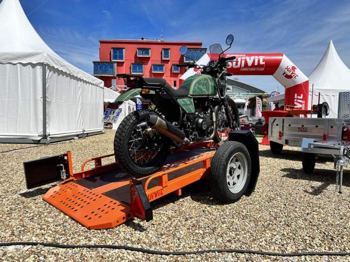 Fabricant de remorque porte moto abaissable personnalisable