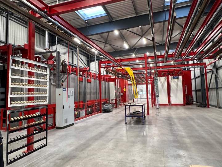 Peinture au four de tous types de carrosserie industrielle